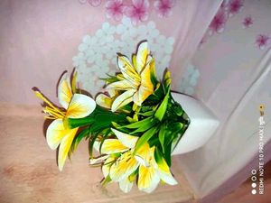 Beautiful Artificial Lily Flower Arrangement