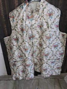 Floral Embroidered Waistcoat