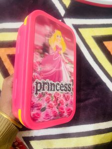 girlish tiffin box