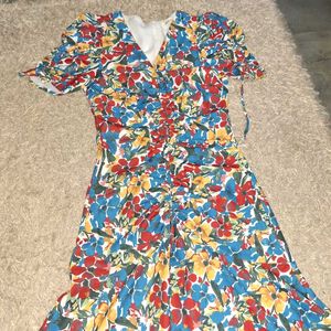 Vibrant Floral Print Midi Dress