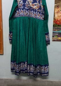 chudi hands umbrella kurti