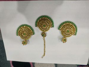 Earrings With Maanteeka