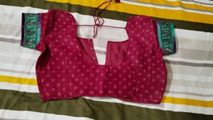beautiful 2 shaded sari with blouse