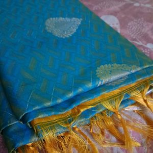 Elegent emobossed Pattu Saree