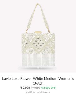🔻PRICE DROP - LAVIE LUXE Embroidered Clutch