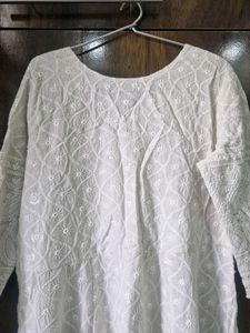 Elegant White Chikankari Kurta with dupatta