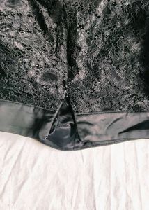 Elegant Black Lace skirt and top 👍