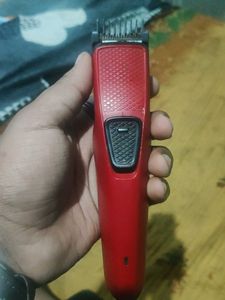Red Trimmer for Men with one clip and cable