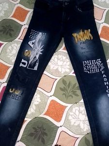 Graphic Print Jeans