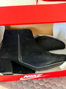 👢Chic Black Ankle Boots👢