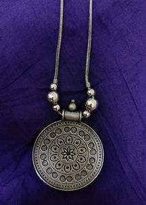 New Metallic Long Chain With Beautiful Locket