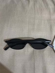 H&amp;m oval sunglasses