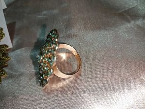 ✨🦚Antique Peacock Earrings +💍 Crystal Ring &amp; Ear