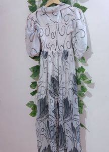 Elegant Maxi Dress with Floral Print