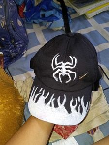 Custom Venom Cap