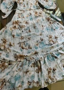 Chic Floral Pleated maternity dress