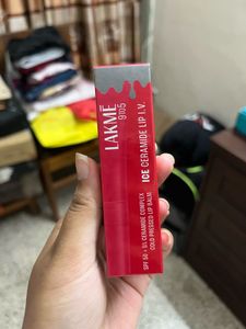 Lakme Ceramide Lip Balm- Berry Boost 8g