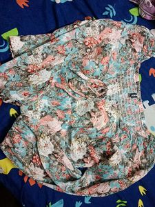 Floral Print Smocked Top