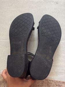Stylish Black &amp; Gold Gladiator Sandals