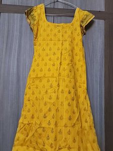 A Line Stitched Kurti With Dupatta