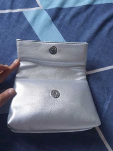 Clinique Silver Pouch