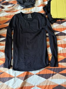 Black T-Shirt combo sale there
