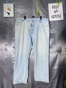 WRANGLER Light Wash Relaxed Fit Jeans