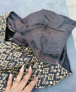 Elegant Black &amp; Gold Blouse