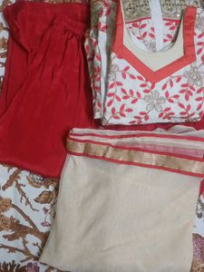 Red &amp; White Embroidered Kurta Set with Dupatta
