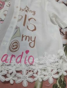 Cute Graphic Print Shirt