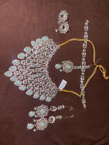 this is new jewellery never use . reason for sell