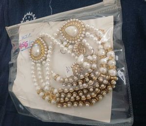 Elegant Pearl Necklace and Earring Set