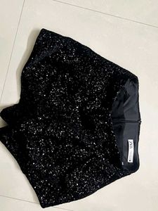 Zara velvet sequins shorts