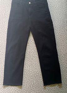 Black Straight Fit Jeans
