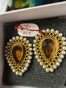 Earings