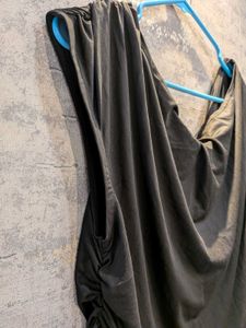 Chic Ruched Black Dress