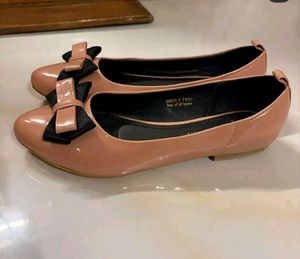 Chic Pink Bow Ballerinas