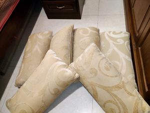 Beautiful Set Of 3 Rectangle Cushions