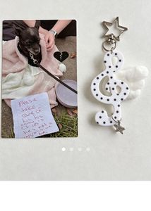 Cute Music Note Keychain with Wings