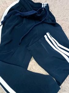 Adidas Track Pants 4'6 y