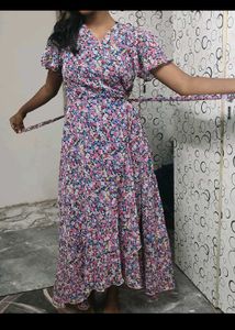 Chic Floral Print Wrap Midi Dress