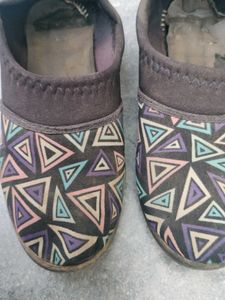 Stylish Geometric Flats