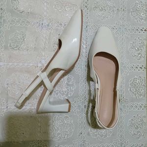 Elegant White Slingback Flats