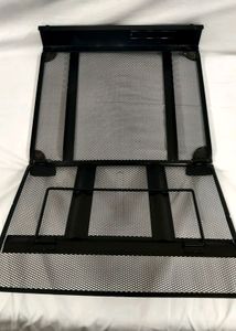 🧑‍⚕️👲🧑‍🏫A VENTILATED HEIGHT METAL LAPTOP STAND
