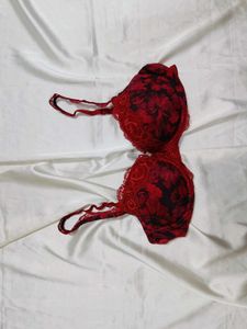 🇳🇿💫🎀Red Floral Lace Bra