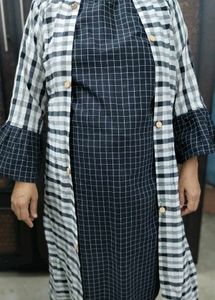 Chic Black &amp; White Checked Kurta Set
