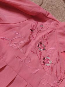 Beautiful pink 🩷 top for girls