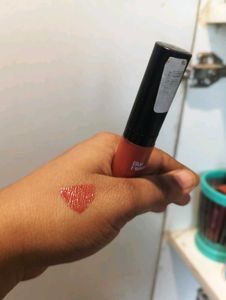 Blue Heaven &amp; Zudio Lipsticks Bundle