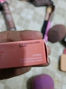 Over Glowy Tint