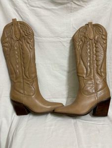 Tan Leather Western Cowboy Boots
